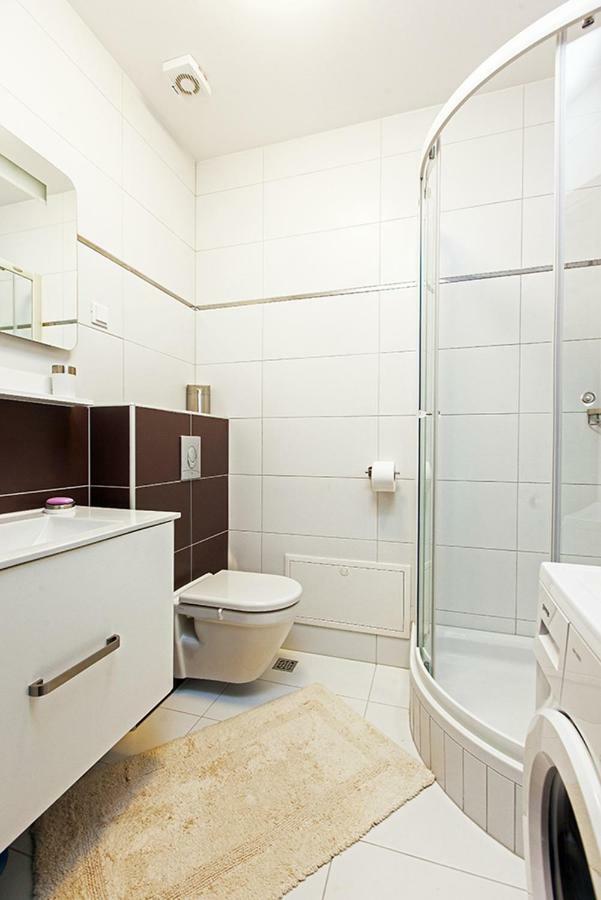 Apartment Makarska Free Beach Parking 外观 照片